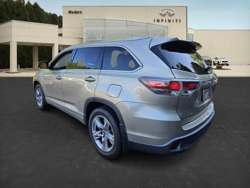 2016 Toyota Highlander Limited Platinum