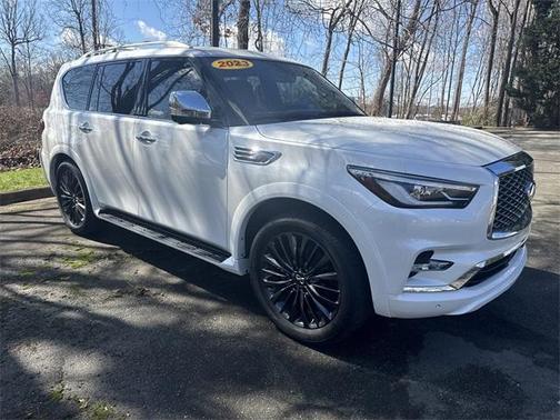 2023 INFINITI QX80 SENSORY