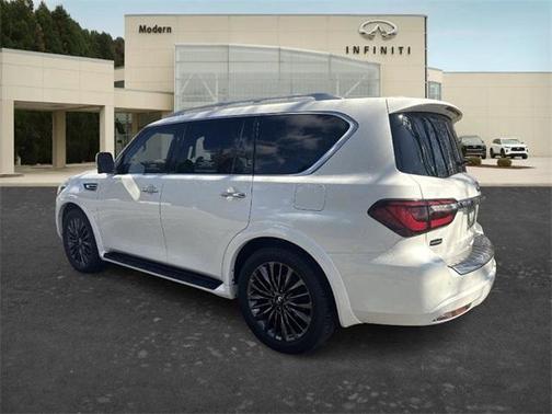 2023 INFINITI QX80 SENSORY