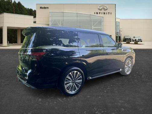Black Obsidian 2026 INFINITI QX80 Luxe