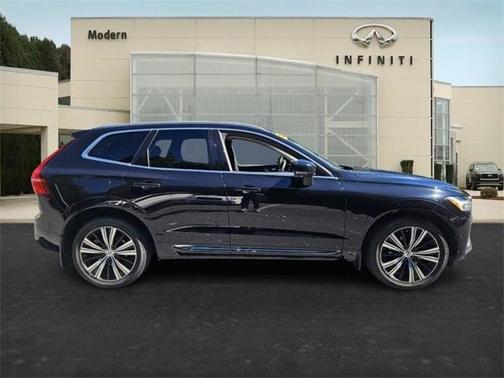 2022 Volvo XC60 B5 Inscription