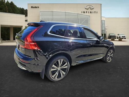 2022 Volvo XC60 B5 Inscription