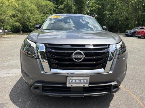 Gun Metallic 2024 Nissan Pathfinder S
