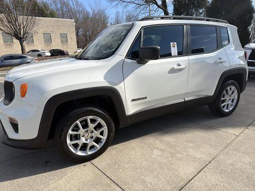 2023 Jeep Renegade Latitude