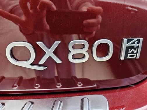 2025 INFINITI QX80 SENSORY