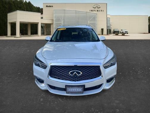 Majestic White 2016 INFINITI QX60 Base