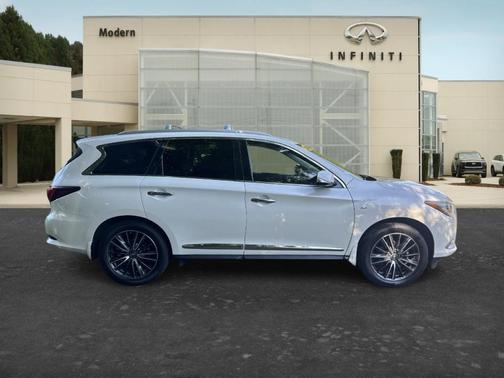 Majestic White 2016 INFINITI QX60 Base