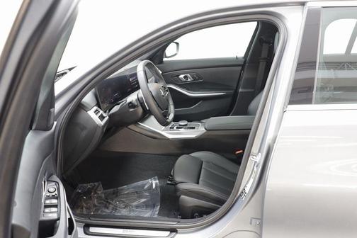 2025 BMW 330 xDrive