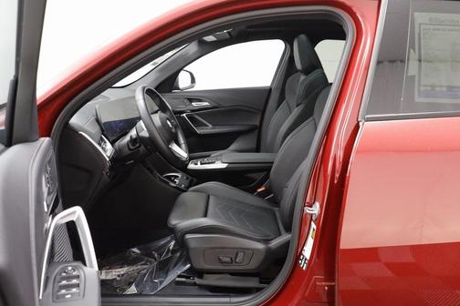 2025 BMW X2 xDrive28i