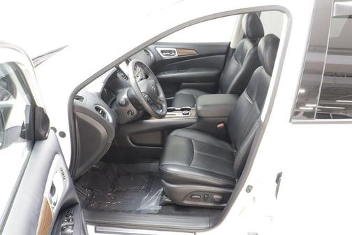Pearl White Tricoat 2020 Nissan Pathfinder Platinum 4WD