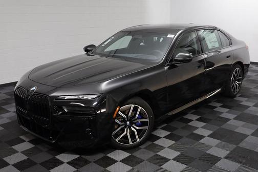 2025 BMW 760 i xDrive