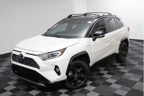 2020 Toyota RAV4 Hybrid SE