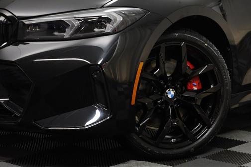 2026 BMW 330 i xDrive