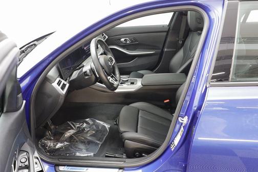 2025 BMW 330 xDrive