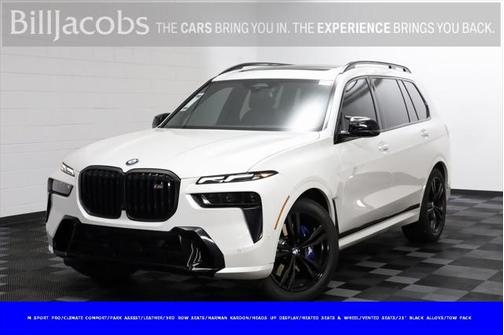 2023 BMW X7 M60i