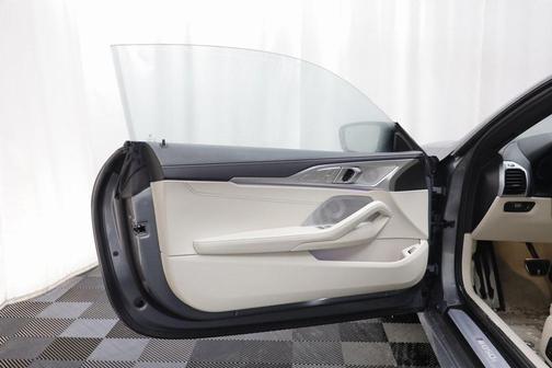 2025 BMW M850 xDrive