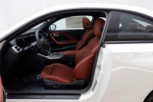 2025 BMW 230 i xDrive