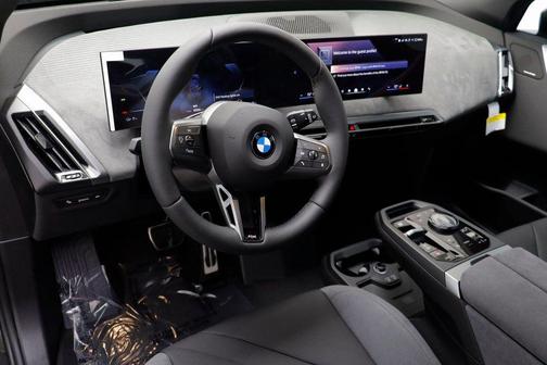 2026 BMW iX xDrive60