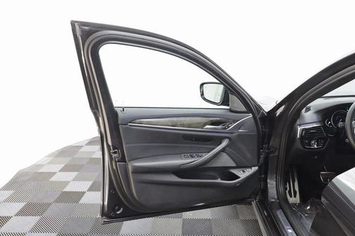 2018 BMW 530e xDrive iPerformance