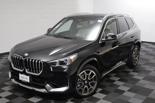 Jet Black 2025 BMW X1 xDrive28i