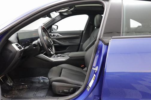 2025 BMW M440 i xDrive