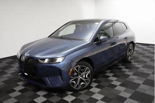 2026 BMW iX xDrive60