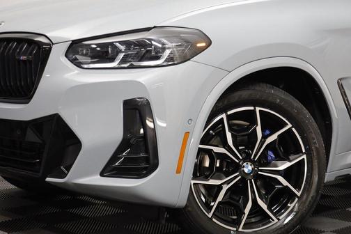 2024 BMW X3 M40i