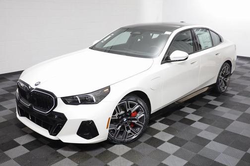 2026 BMW 550e xDrive