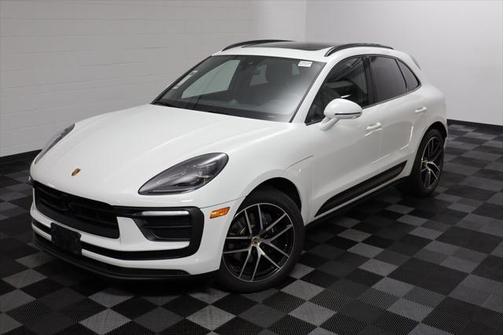 2024 Porsche Macan Base