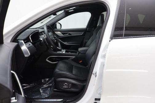 2023 Jaguar F-PACE SVR P550 AWD Automatic
