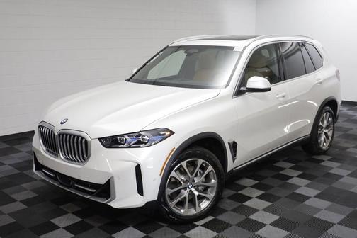 Mineral White Metallic 2026 BMW X5 xDrive40i