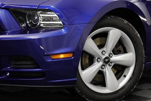 2013 Ford Mustang GT Premium