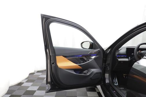 Dark Graphite Metallic 2027 BMW M5 Base