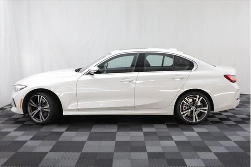 2024 BMW 330 i xDrive
