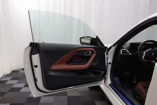 2025 BMW M240 i xDrive