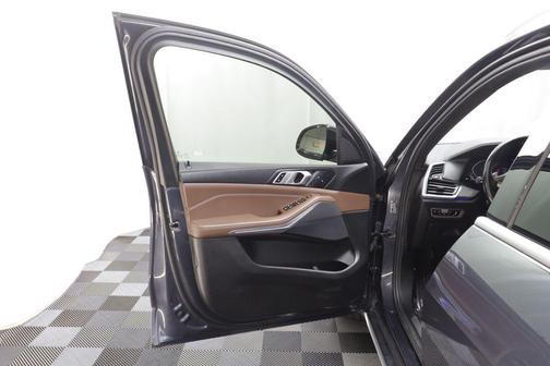 Arctic Gray Metallic 2019 BMW X5 xDrive40i