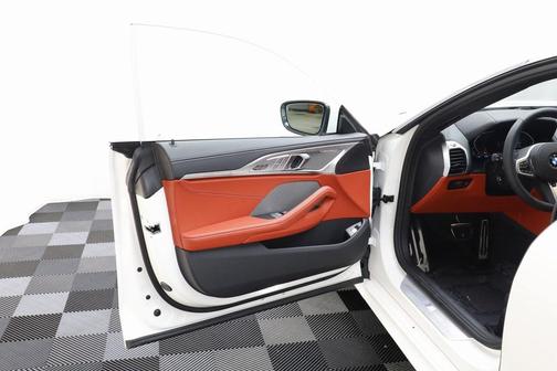 2025 BMW 840 i xDrive