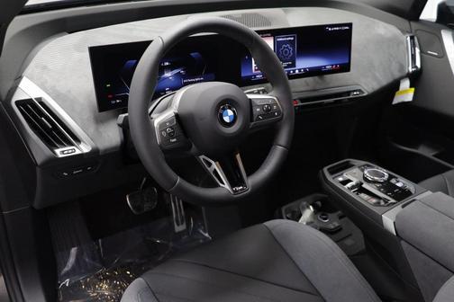 2026 BMW iX xDrive60