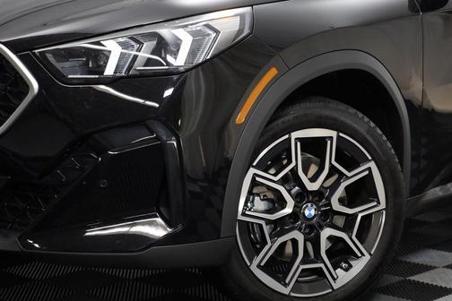 2025 BMW X2 xDrive28i