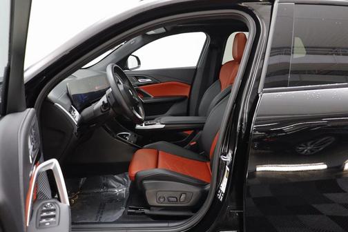 2025 BMW X2 xDrive28i