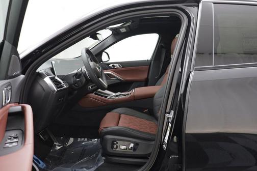 Black Sapphire Metallic 2026 BMW X6 M60i