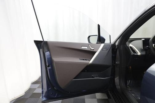 Arctic Race Blue Metallic 2026 BMW iX xDrive45