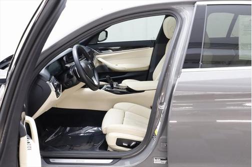 2022 BMW 530 i xDrive