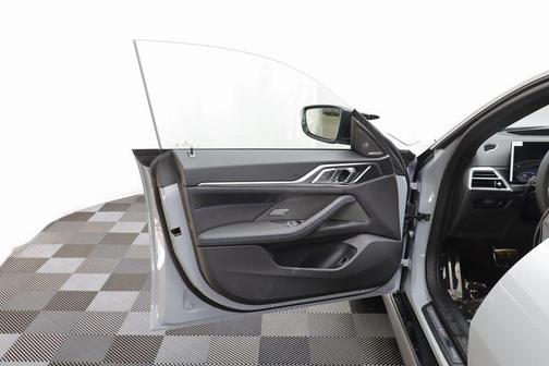 2026 BMW M440 i xDrive