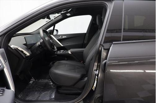 2025 BMW iX xDrive50