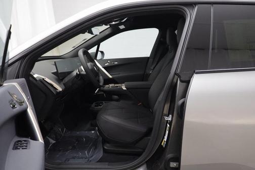 2026 BMW iX xDrive60