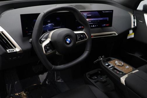 2026 BMW iX xDrive60