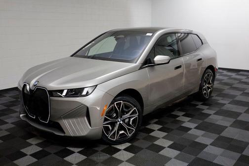 2026 BMW iX xDrive60