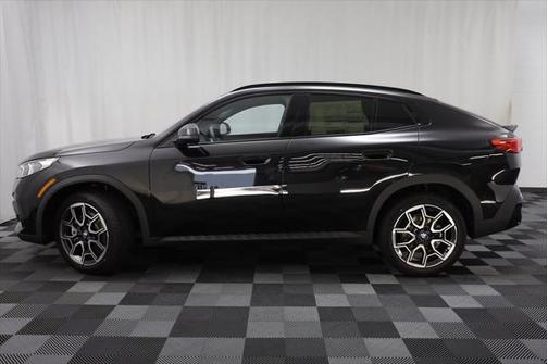 2025 BMW X2 xDrive28i