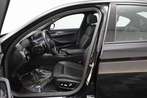 2023 BMW 540 i xDrive